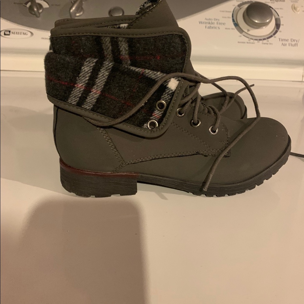New DSW gray and flannel detail boot!